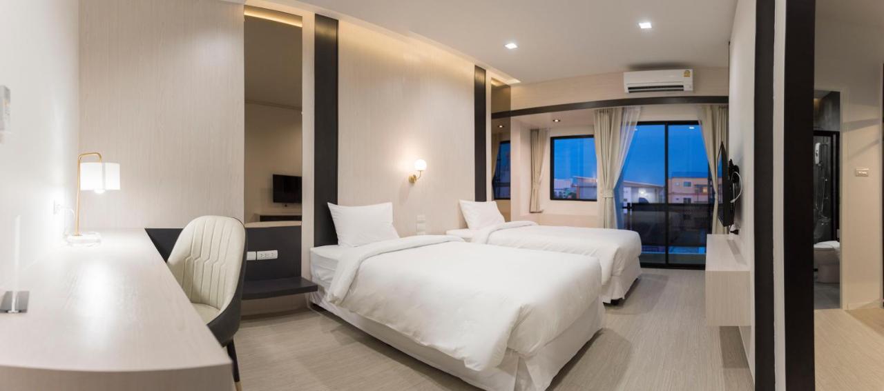 Nakhonratchasima Qlosest Hotel מראה חיצוני תמונה