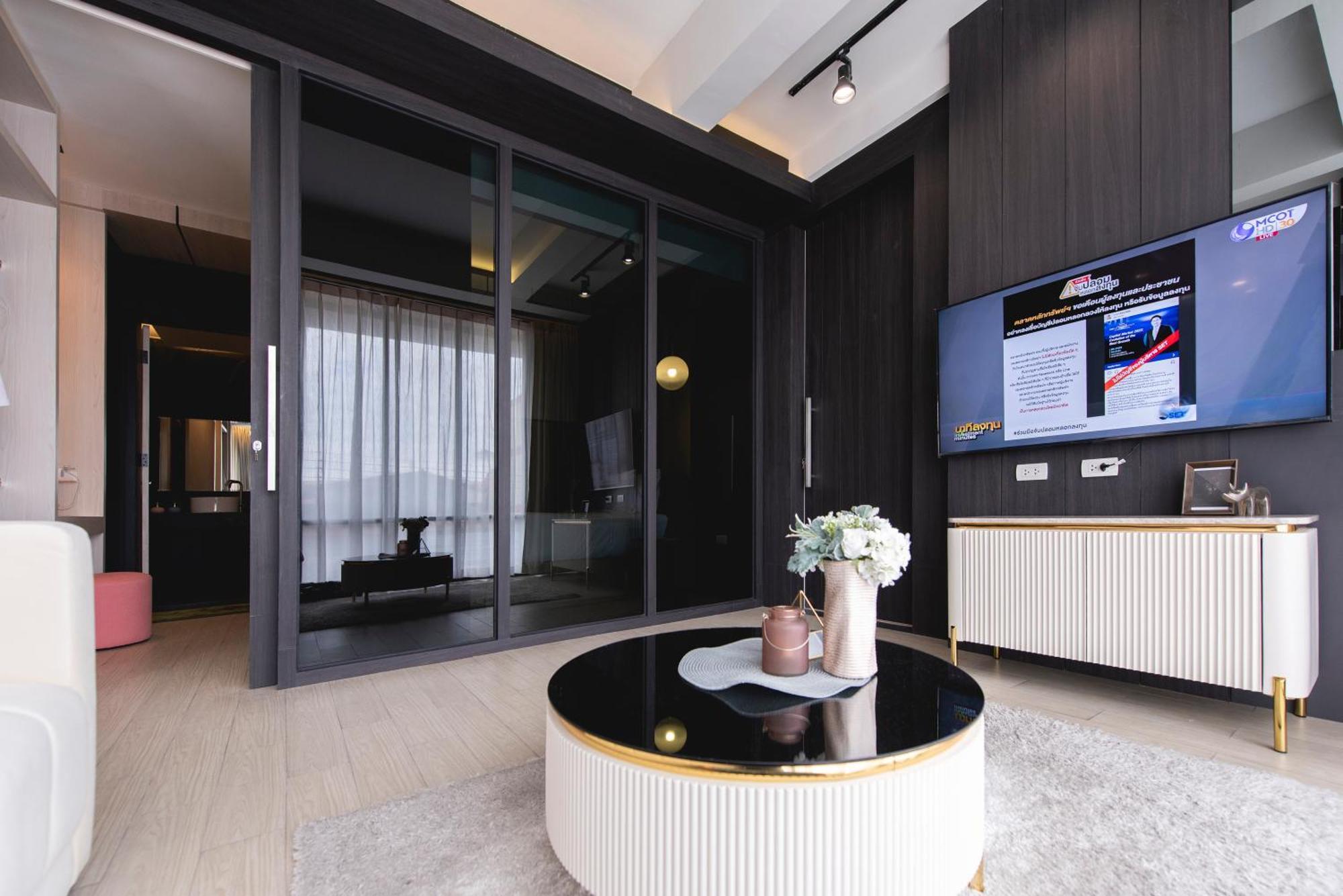 Nakhonratchasima Qlosest Hotel מראה חיצוני תמונה